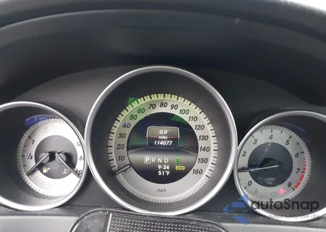 2014 Mercedes-Benz C 300 Sport 4Matic z USA, uszkodzony, nr VIN WDDGF8AB1ER304541